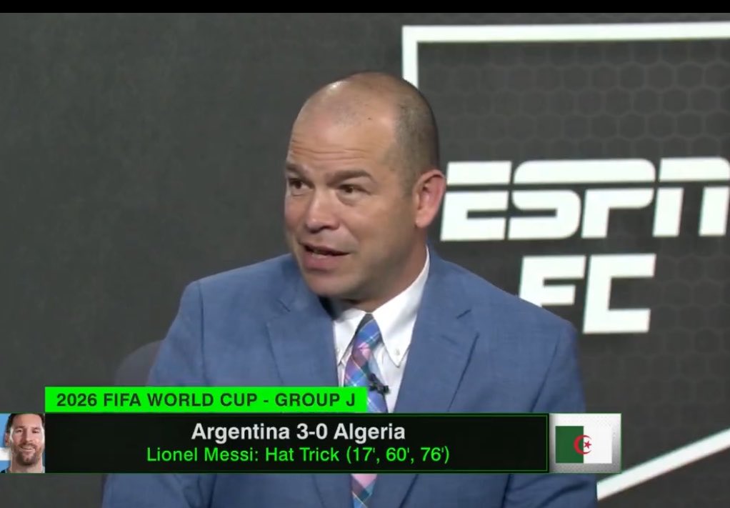 MatchDCentral's tweet photo. 🚨🗣️Ale Moreno on Messi’s tackle 

“It's 100% a red card for Lionel Messi. It should've been.”

(@ESPNFC) https://t.co/llepmyef1i