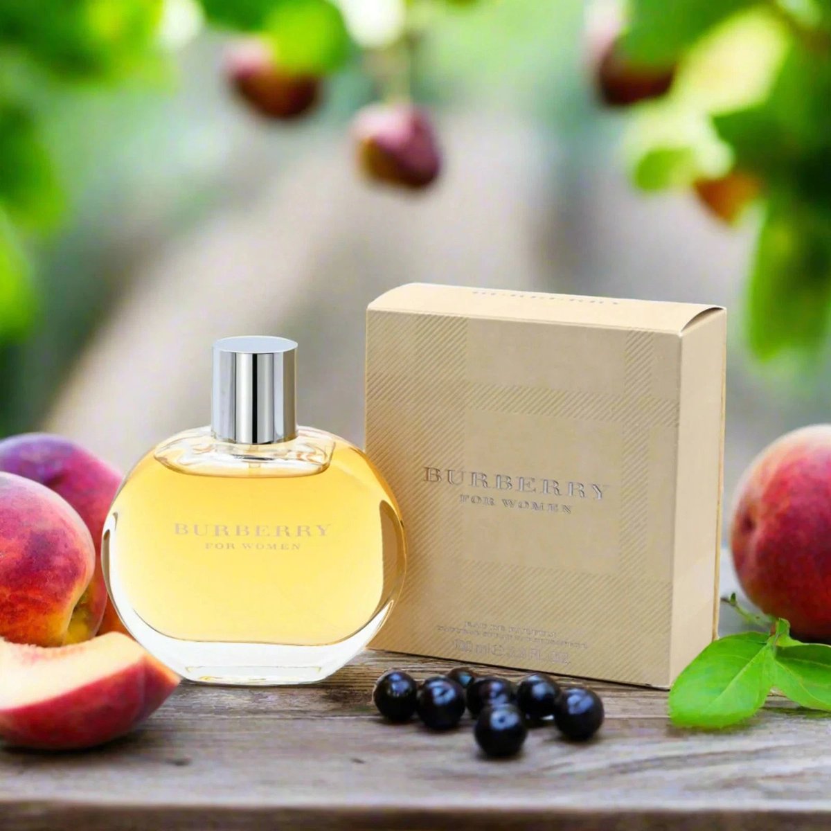 edirectshop's tweet photo. 📣Pick Up!!
🌸 BURBERRY CLASSIC for Women 🌸

バーバリーを代表するロングセラーフレグランス✨
フルーティーな甘さと上品なフローラルが調和した、エレガントな香り💐

💎 Eau de Parfum (EDP)
💎 100ml / 3.4oz
💎 新品・未開封・箱付き
普段使いはもちろん、特別な日にもおすすめです✨ https://t.co/8BVTRmzlBG