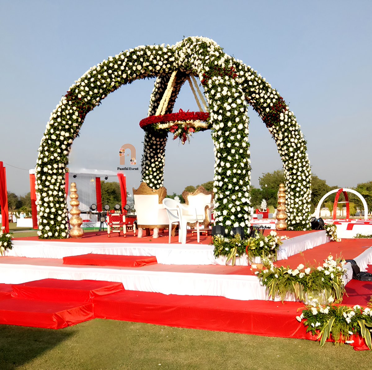 PanthiEvent's tweet photo. 💐 Royal Wedding Chori crafted with fresh flowers and elegant design. ✨
Creating a beautiful sacred space where unforgettable wedding memories begin. ❤️
#WeddingChori #MarriageDecor #FloralChori #WeddingDecor #MandapDecor #FlowerDecoration #LuxuryWedding #PanthiEventManagement https://t.co/yxREVb2PKt