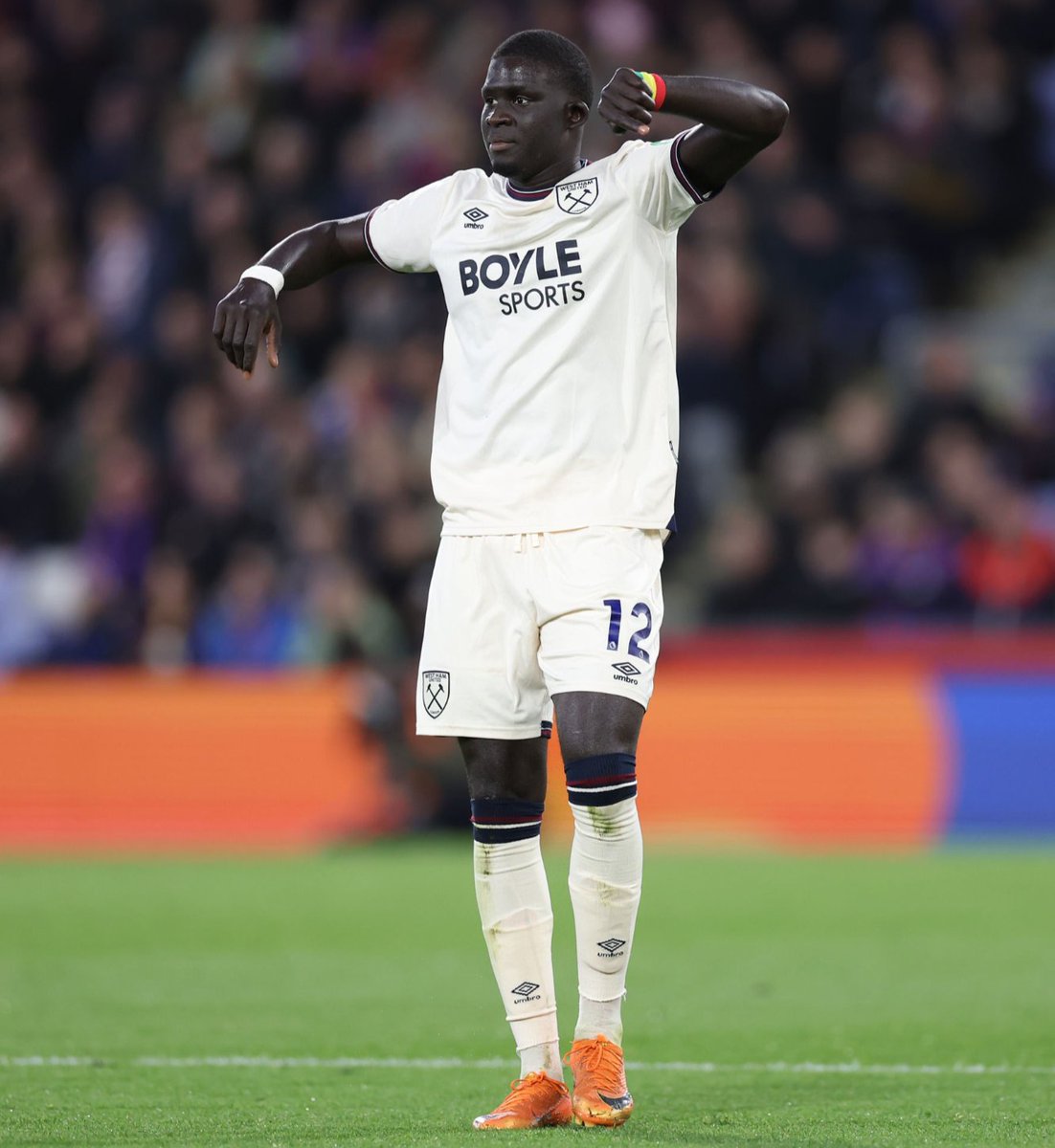 TransfersToffee's tweet photo. Looked excellent last night Vs France. A massive upgrade on Vitaly. Everton are interested - need to bid quickly before price rises on back of good world cup. Thanks 💙 https://t.co/M4FhulZ5o6