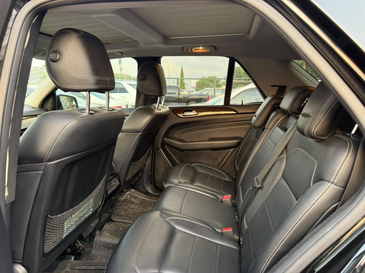 onyefran6's tweet photo. *Top grade 2013 ML350 Black//Black first body @18m Abuja deal* https://t.co/1fqptp9m7Y
