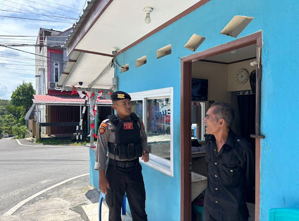 PolisiBPN's tweet photo. Patroli Siang Hari, Polisi Sasar Perumahan hingga Islamic Center, Antisipasi C3 di Balikpapan

#SatSamaptaPolrestaBalikpapan #PatroliSambang #PatroliDialogis
#PolrestaBalikpapan #PoldaKaltim https://t.co/aZ8ZmSut58