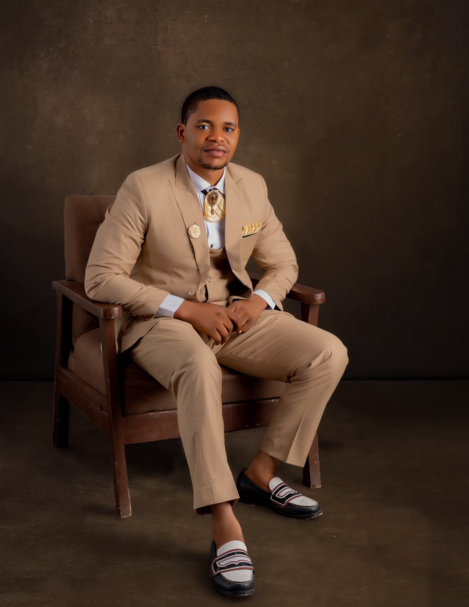 IsimailaO's tweet photo. 🎉 Happy Birthday to Me! 🎂

Grateful for another year of life, growth, and blessings. Thank you to my family, friends, Believers, clients, partners, and everyone who has been part of my journey. Here’s to greater achievements and bigger wins ahead! 🥂✨🎉 https://t.co/zJVcZaU4Fv