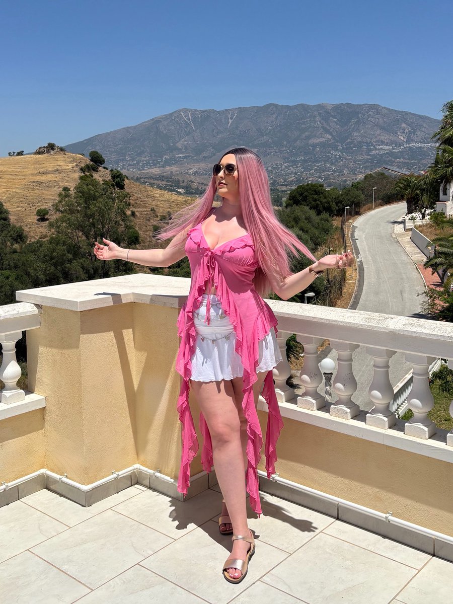 Goddess Kitty 🤍 tweet media