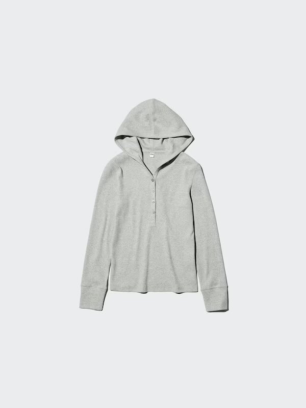 00sh_____'s tweet photo. UNIQLO、これから発売される予定のアイテム気になるの沢山出て楽しみだな https://t.co/9f6MyJbc3V