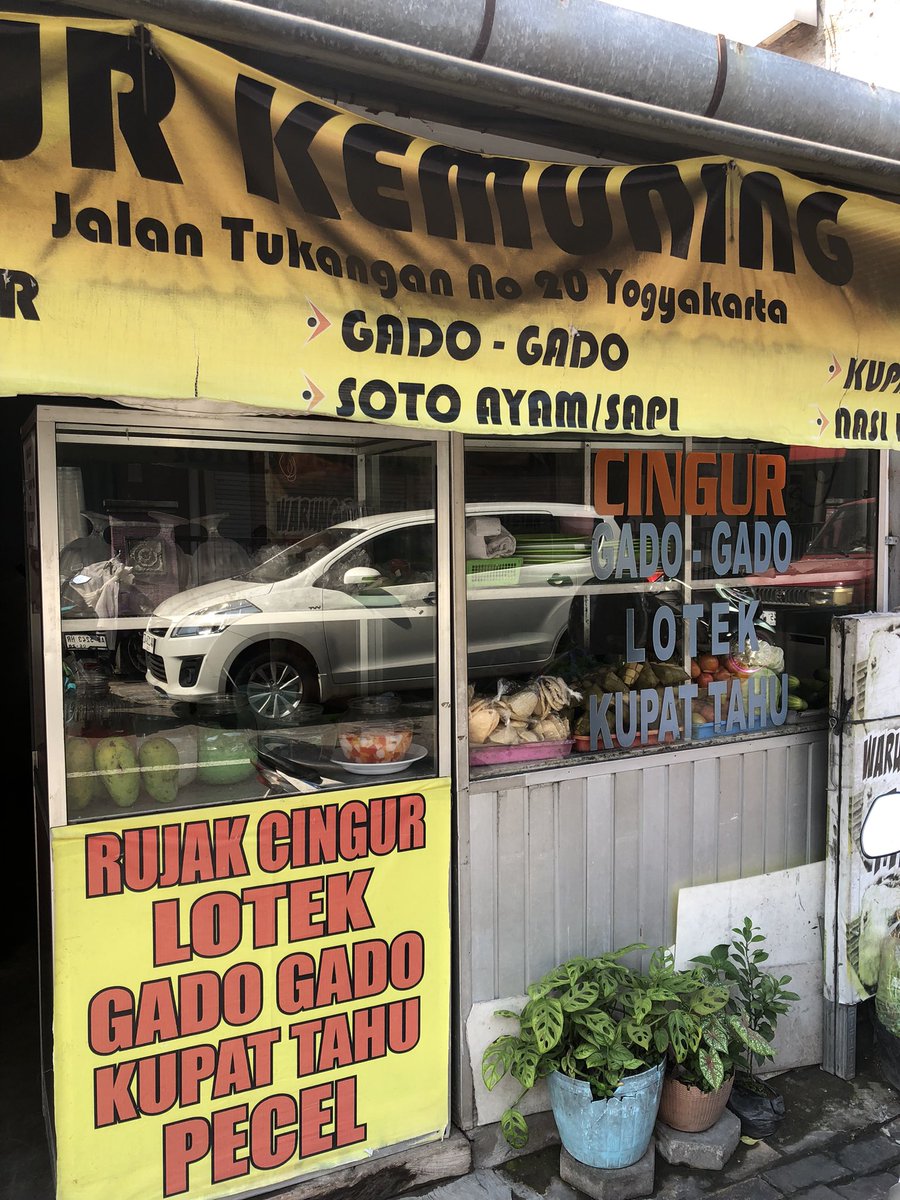 Engingengmy's tweet photo. Gado-Gado Langganan Di Tukangan Lempuyangan,rujak Cingurnya juga Best … #gayjogja https://t.co/HI8i2MXhAG