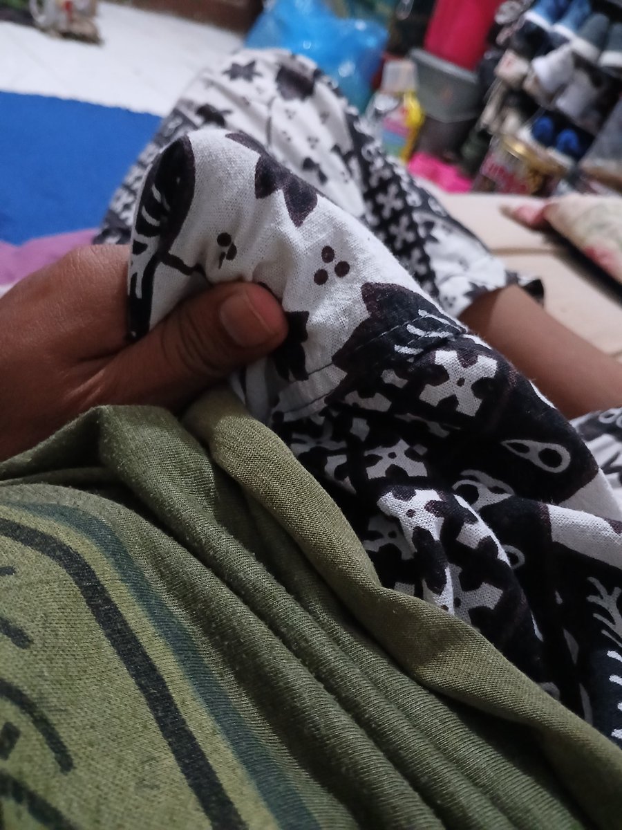 dho010389's tweet photo. Morning wood... #batam https://t.co/ySOh1WlyZH