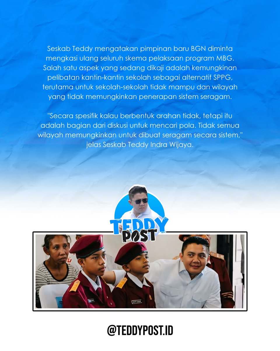 TeddyPostID's tweet photo. Seskab Teddy ungkap opsi pelibatan kantin sekolah jadi alternatif skema lapangan MBG bagi sekolah tak mampu &amp; daerah yg tak memungkinkan sistem seragam. https://t.co/ROUggkpGL2