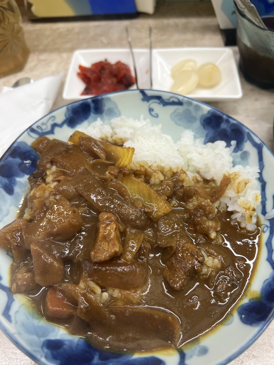 GvbSpec's tweet photo. 麺は麺でもジャージャー麺 熊公@浅草橋に来た。
初めて食べたあじわいで半カレーセットコーヒーゼリー付きで900円はお得だね。
ご馳走様でした。 https://t.co/1dkt0j1Nmt