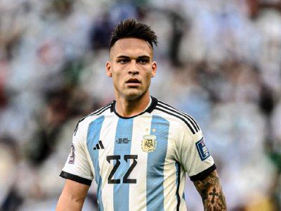 Licha300's tweet photo. @sudanalytics_ Se acerca el Mundial y volvió este Lautaro. https://t.co/eUNjDXzskU