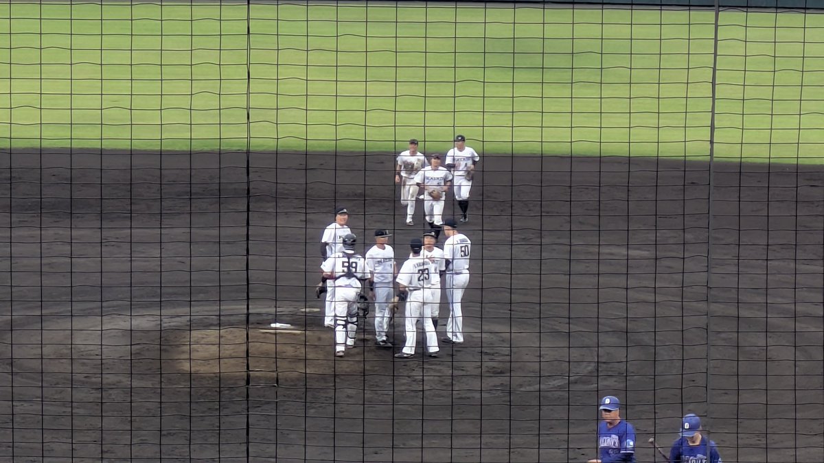 dash_peer's tweet photo. 遅ればせながらハヤほー🗻
3試合続けての投手戦となりましたが、代木君の好投で2試合連続の完封勝利👏👏　先発投手の無失点イニングが25まで伸びるなど好調が続いてて何より　得点には中々つながらなかったものの、猛打賞の廣沢君とマルチ二塁打の前田君お見事でした
#ハヤテベンチャーズ静岡 https://t.co/P0ONVOXq3S