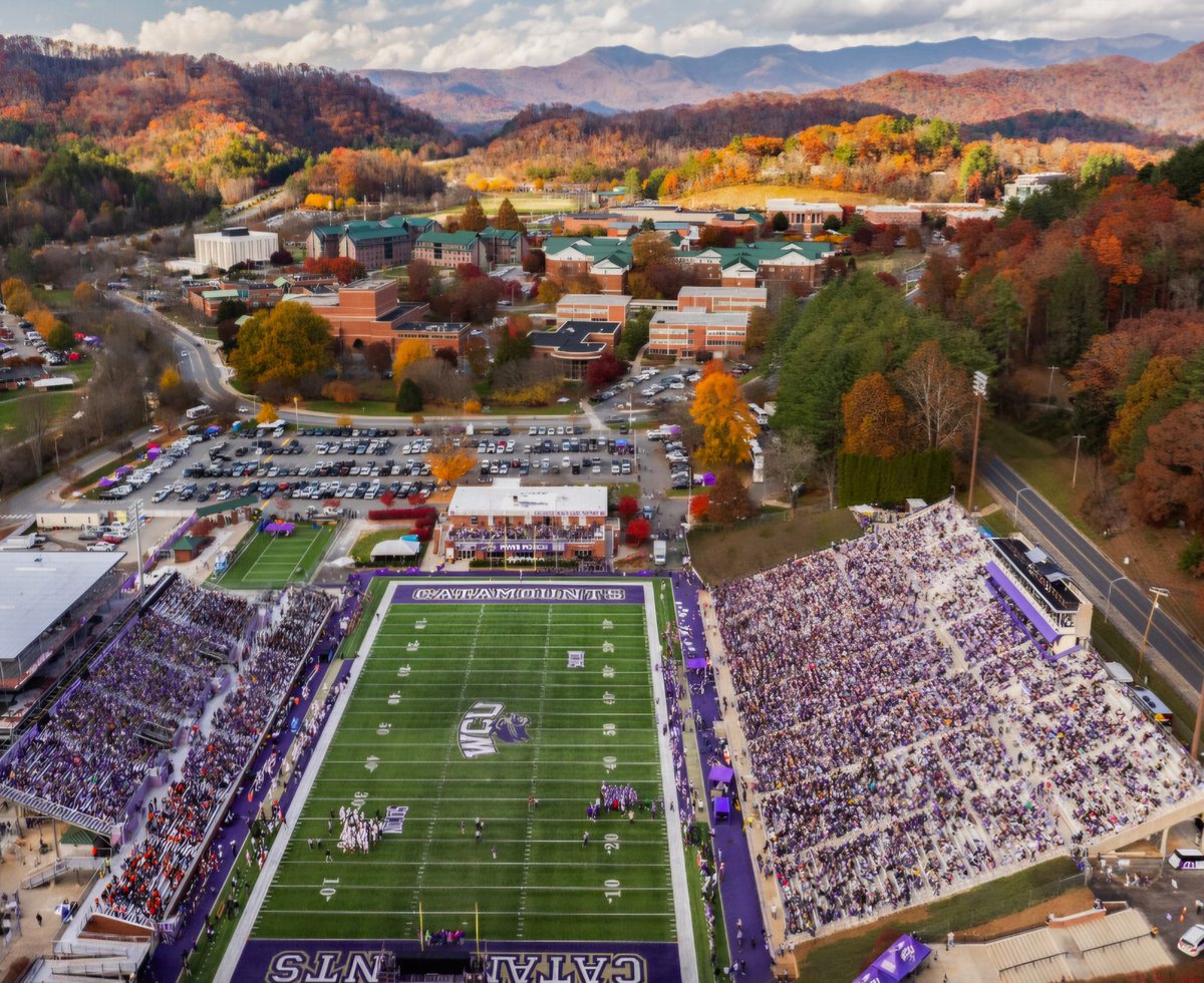 MathiasJohnson2's tweet photo. Excited to be in The 'Whee competing at the prospect camp tomorrow!  @CatamountsFB

@BradenErwin @CoachKerwinBell @Coach_kwebb @coach_mikewelch @CoachABobo
@bhernyscoutguy https://t.co/4goU1b2a92