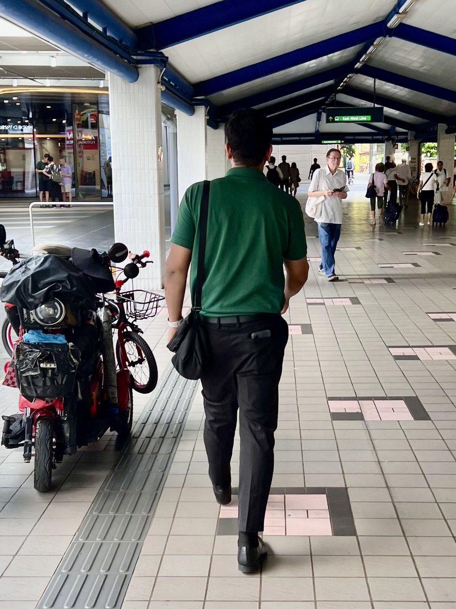ilikeit40990212's tweet photo. Working day again 👀 https://t.co/HfICzl5CEs