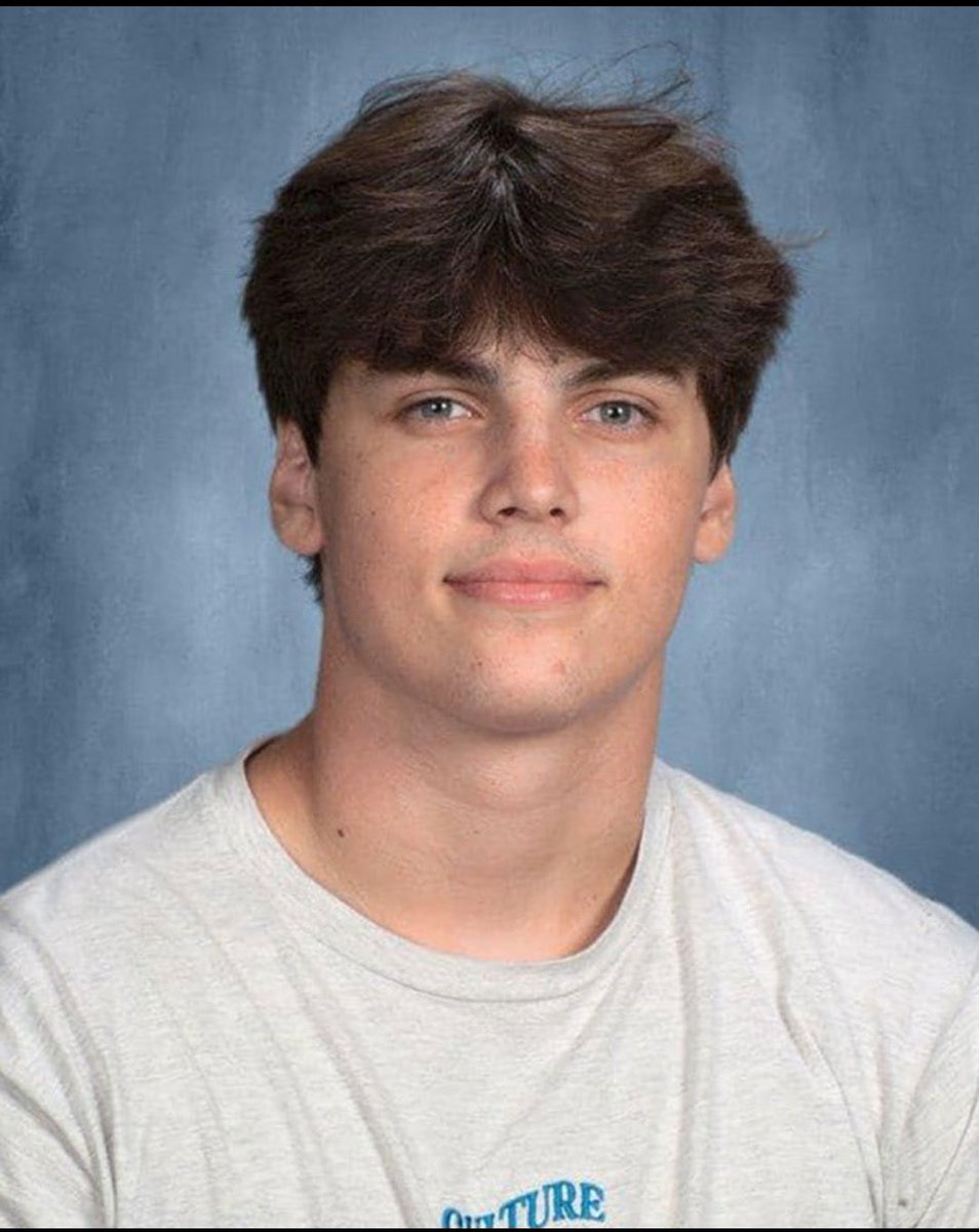 SUBRATA30016572's tweet photo. Drop a❤to honor Austin Metcalf!! https://t.co/HPPgjhNDes
