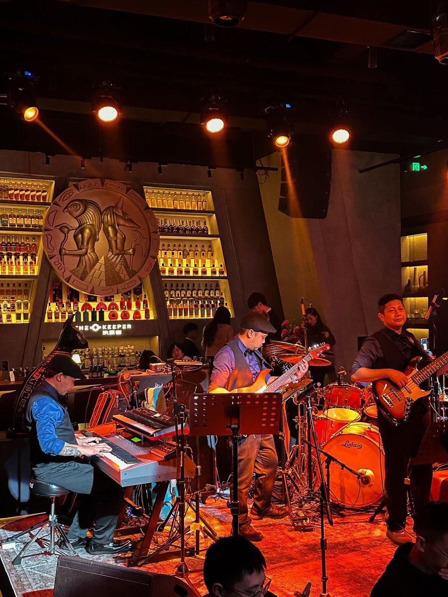 peludy's tweet photo. Just discovered a hidden local jazz spot and let the smooth sax melodies wrap around me—music’s true magic is in these unplanned, intimate moments https://t.co/r7MWO5gQ4D
