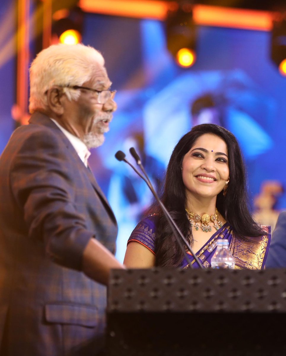 actorramya tweet picture