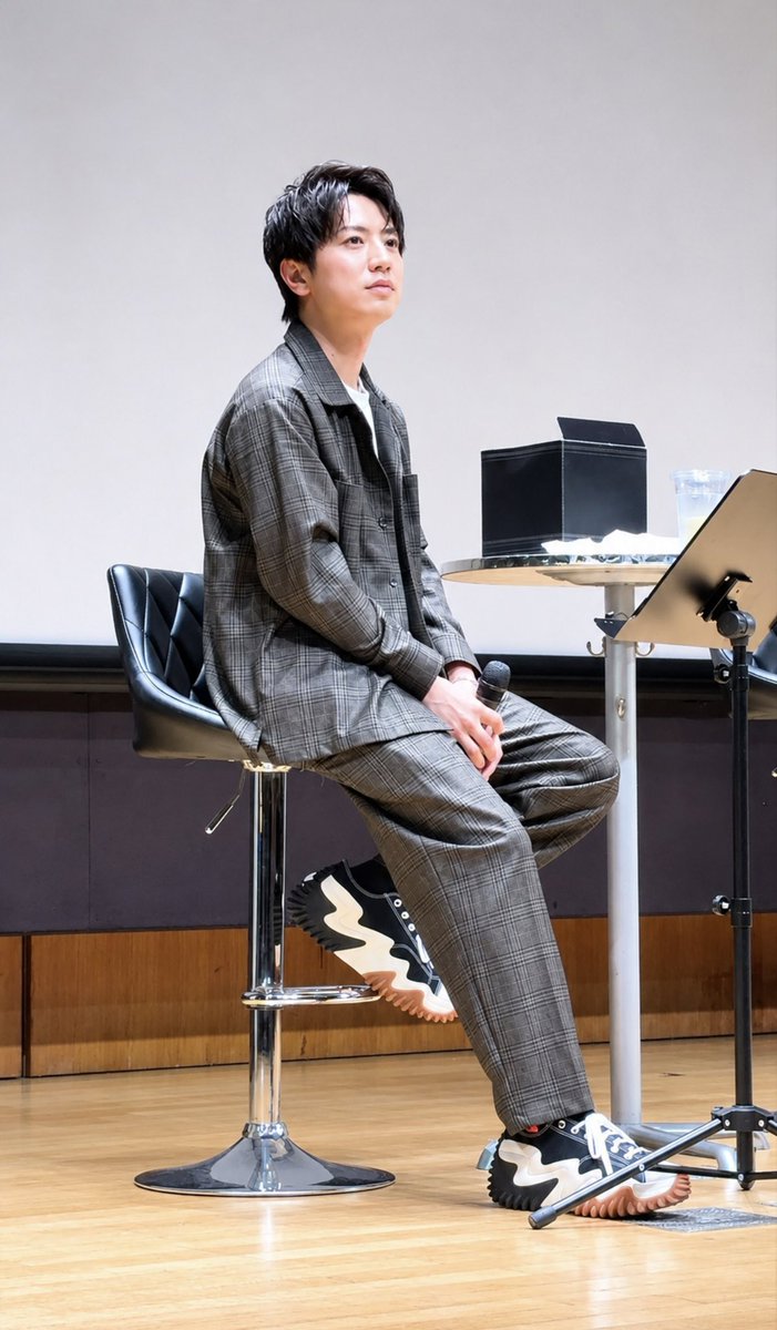 ff_ss_st's tweet photo. 本当かっこいいな
可愛い顔も好きだけどこっちも好き

#反橋宗一郎 https://t.co/3ARhEzemCH