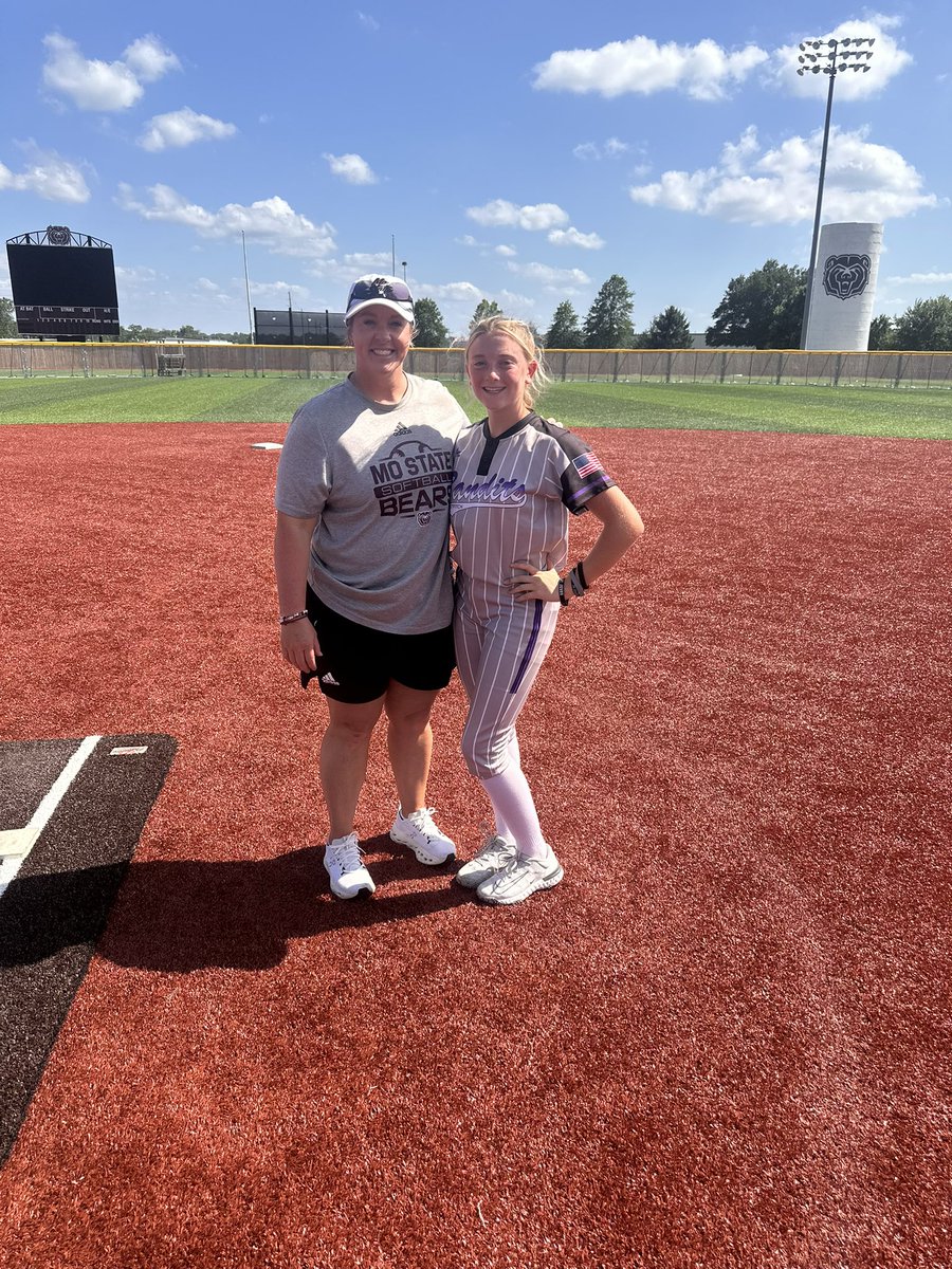 Grandazzo17's tweet photo. I had an amazing time at All Skills Camp at Missouri State. It was great couple of days with Coach Griffith and her staff. #InJesusNameIPlay @kasey_grif @itsbritanypitch @shelbyhiers @MoStateSoftball https://t.co/CXFPBAqrNz