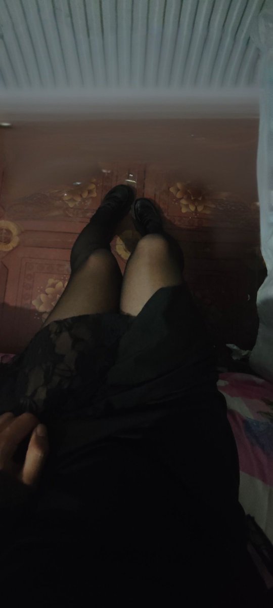 r98fg's tweet photo. 时间过的真快第一次女装的时候还是22年现在已经四年了 #男娘 #伪娘 #cd #交流 https://t.co/zUJVS4IUSX