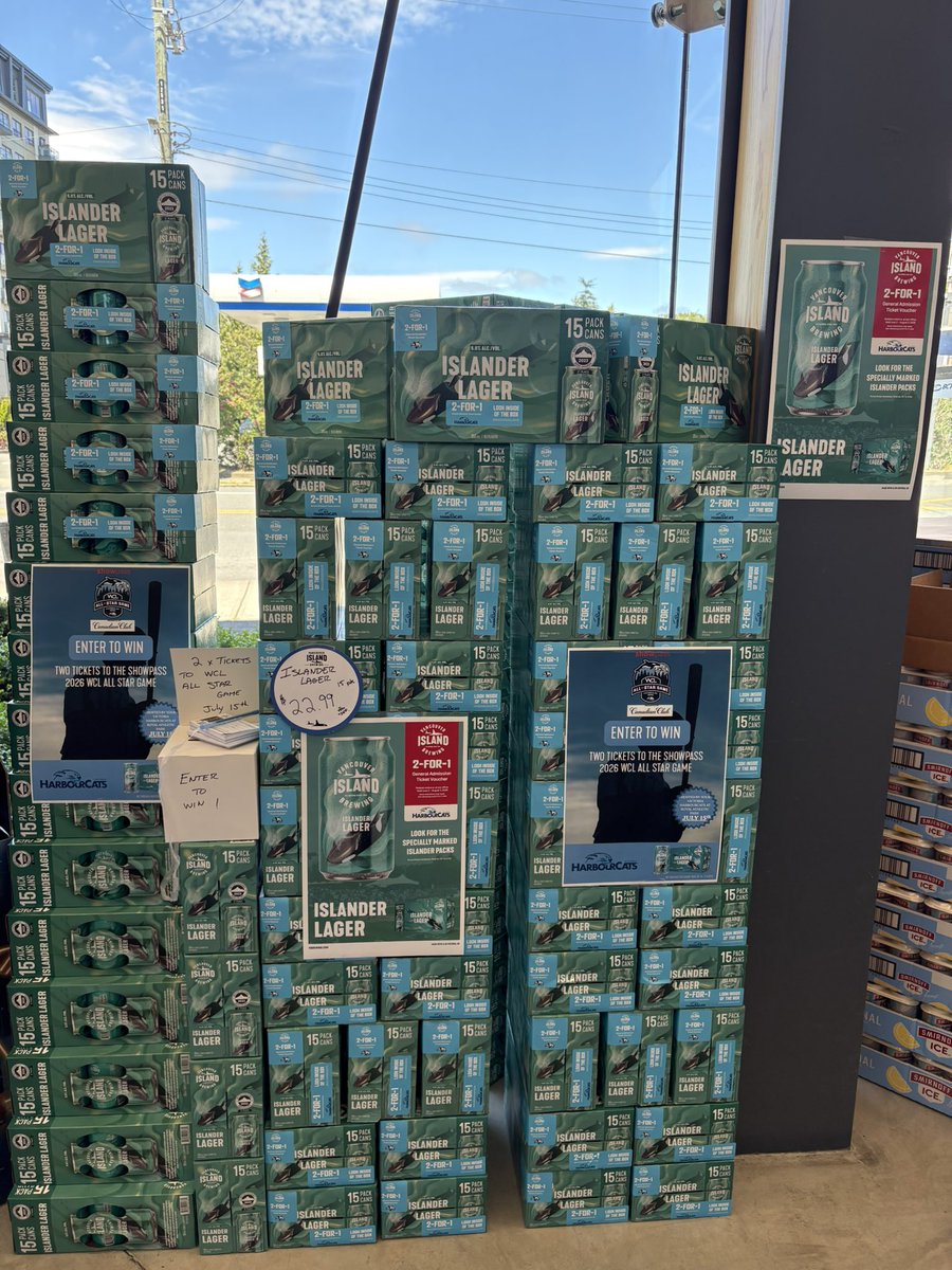 HarbourCats's tweet photo. Go and check out this display with Vancouver Island Brewing (@vibrewing ) at the Tudor House beer store in Esquimalt, a chance to win something very valuable this summer!
#yoursummerliveshere #smoothbrew #Islander https://t.co/ejHpbhPKe5