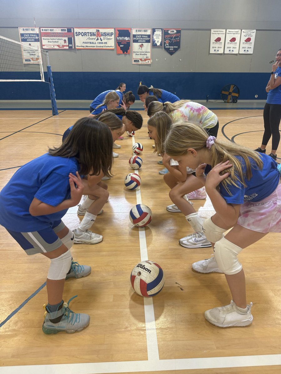 ncchsvball's tweet photo. Volleyball Camp is in full swing for 3rd - 8th graders!
#GoComets https://t.co/sb1Pn5CztV