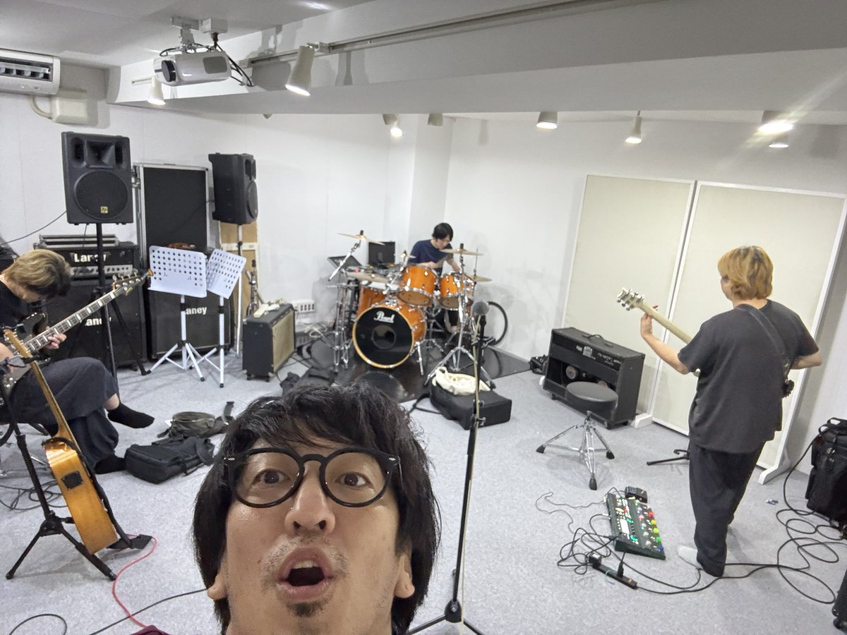 isaomonkey's tweet photo. おはようございます😃
昨日は6/9の日だったんで、こんな感じでしたよー
6/12のLIVEが楽しみだぜぇ
一番手ねぇ

  6/12（金）配信チケット
https://t.co/1gPN5kzFNs

定点カメラ配信：1,000円（＋別途手数料必要）
※販売期間：6/9（火）21:00 ～ 6/12（金）22:15まで
※購入後のアーカイブ視聴：2週間 https://t.co/6qAakTByYE