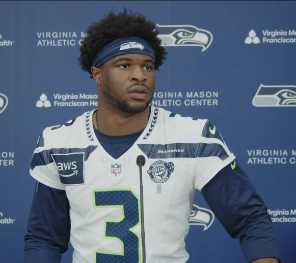 hawkmania4's tweet photo. #Seahawks Nick Emmanwori is working on the edge to evolve his game.

On handling the roles this season vs. last season:

"I feel really equipped. In the film and the field, I feel that I am ahead of the pack. I feel the game way more.

On DeMarcus Lawrence: 

"Anything he says is green and ready to go. Trying to soak in his game and stuff and learn what he got."

Photo credit: Seahawks Press Pass