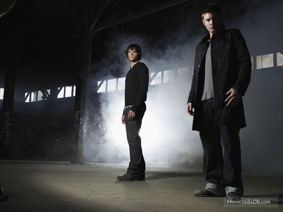 formnvoidd's tweet photo. looking at old supernatural shoots is so funny like they had a fog machine and a dream https://t.co/bTlWqCWRvf