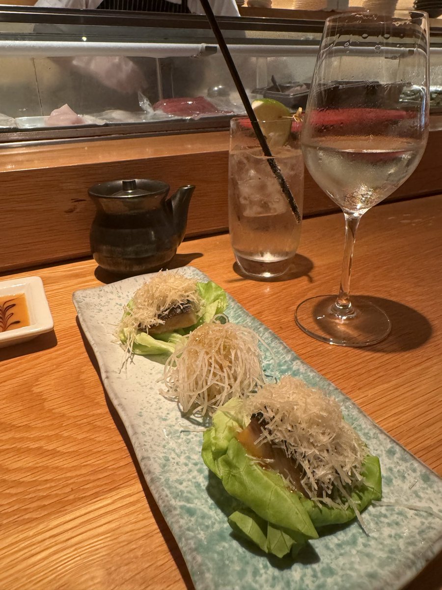 OCasanova8's tweet photo. #suchi time 🇯🇵🍣🍶🖤 #NOBU #DC https://t.co/zAXELXbybR