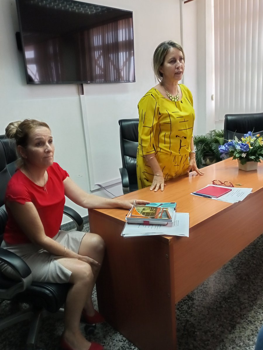 CubaMined's tweet photo. 🇨🇺 En reunión de trabajo con áreas estratégicas de @CubaMined, la ministra del Organismo, Naima Ariatne Trujillo Barreto puntualizó aspectos esenciales para la culminación del curso y preparación del próximo período lectivo.
#CubaMined 
#ConFidelEnCadaAula https://t.co/4qHpiU0dU4
