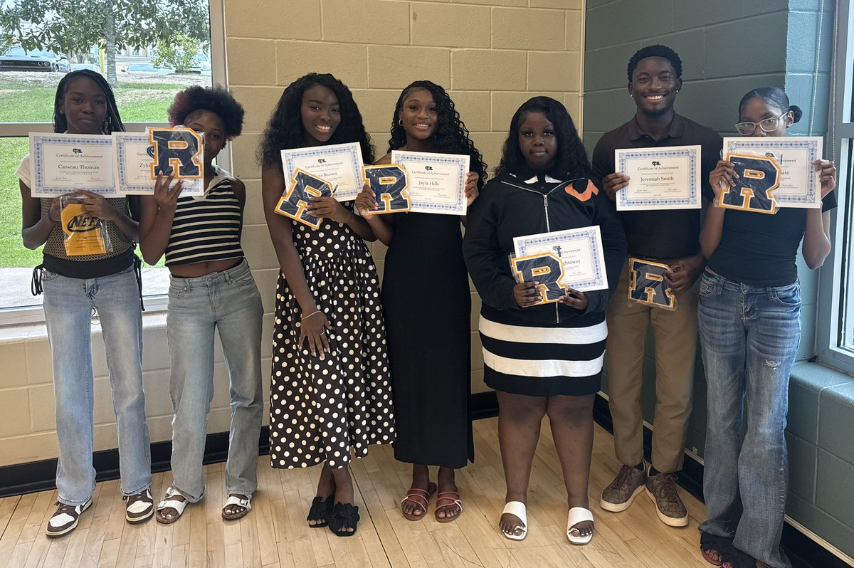 Rhsathletics1's tweet photo. GREAT TRACK &amp; FIELD BANQUET 💙💛🏃🏾‍♀️🏃🏾‍♂️@LeonSchools https://t.co/zE9sABQH8a