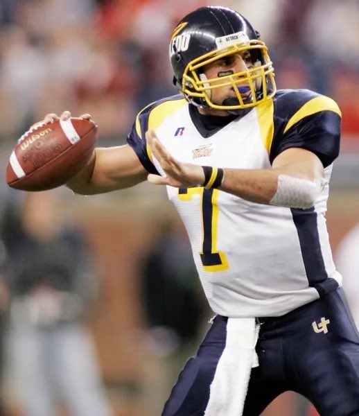 MaxSimpson2028's tweet photo. Humbled & Blessed to receive my 2nd D1 offer to @ToledoFB Thanks for believing in me #AGTG @coach_mjacobs @CoachReisert @KyleOhradzansky @appalachiaprep @ChrisReynolds_3 @adamgorney @FTRreport @QBC_Charlotte @PlayBookAthlete @ChadSimmons_ @RustyMansell_ @TomLoy247 @Rivals @SWiltfong_ @Dabigman41 @247recruiting @On3 @TheUCReport