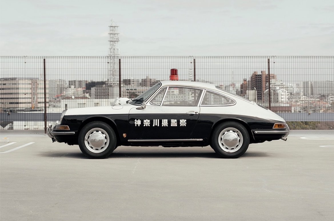 motorforms's tweet photo. Japans last surviving Porsche 912 police car https://t.co/rwYONpD1gi