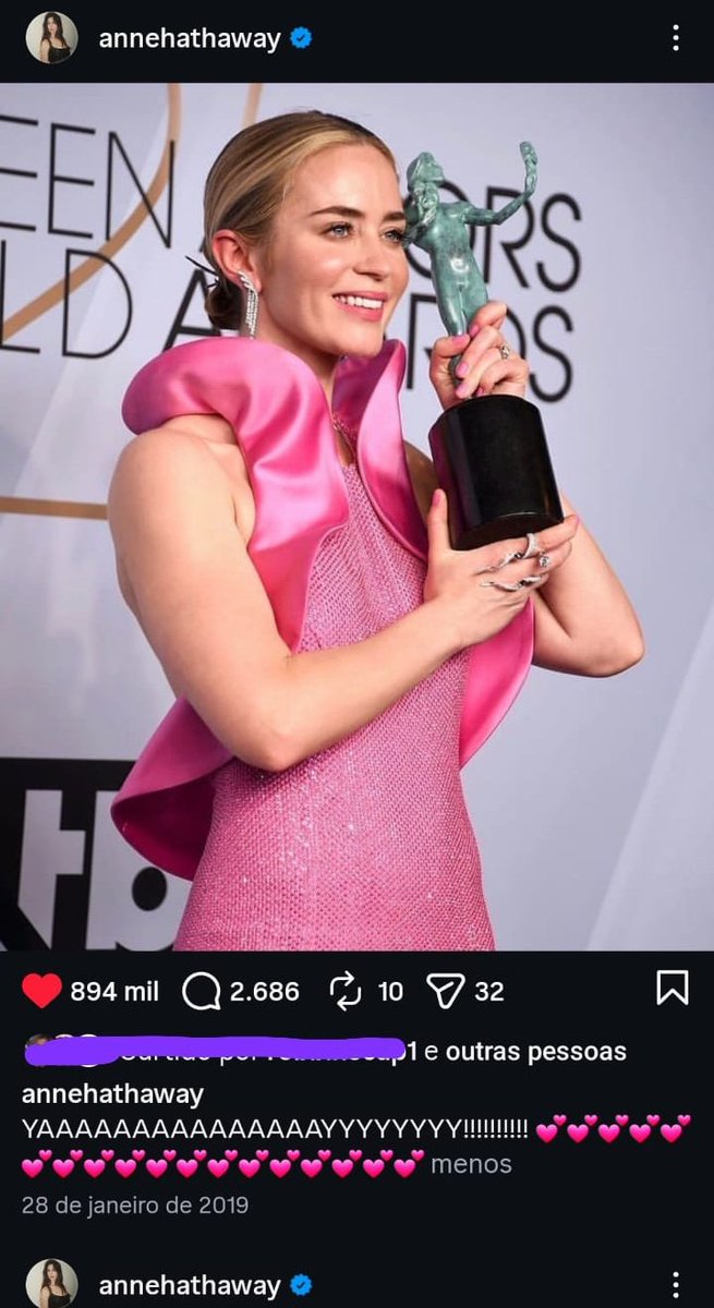 cherryizadise's tweet photo. e quando a emily ganhar o oscar e a anne postar no feed do ig toda orgulhosa como fez em 2019? https://t.co/I2bQ05MkDE