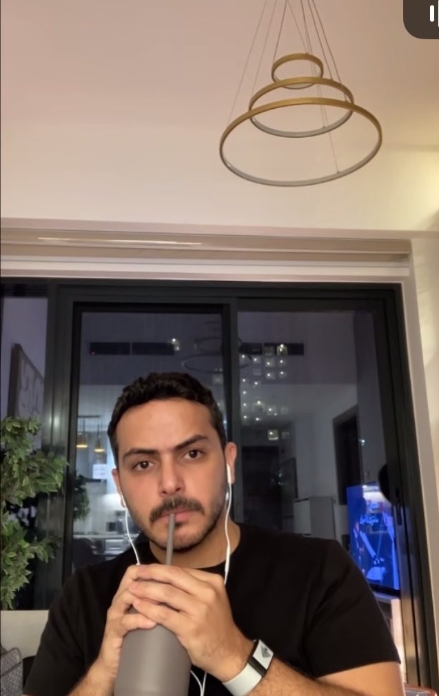 usesm1197's tweet photo. على مثلك أصافح وقتي واهنيه شكرا على البث الحلو الي يشبهلك وياعساك دايم في الوجود @snaif111 
#سلطان_بن_نايف https://t.co/FE44LhwjVX