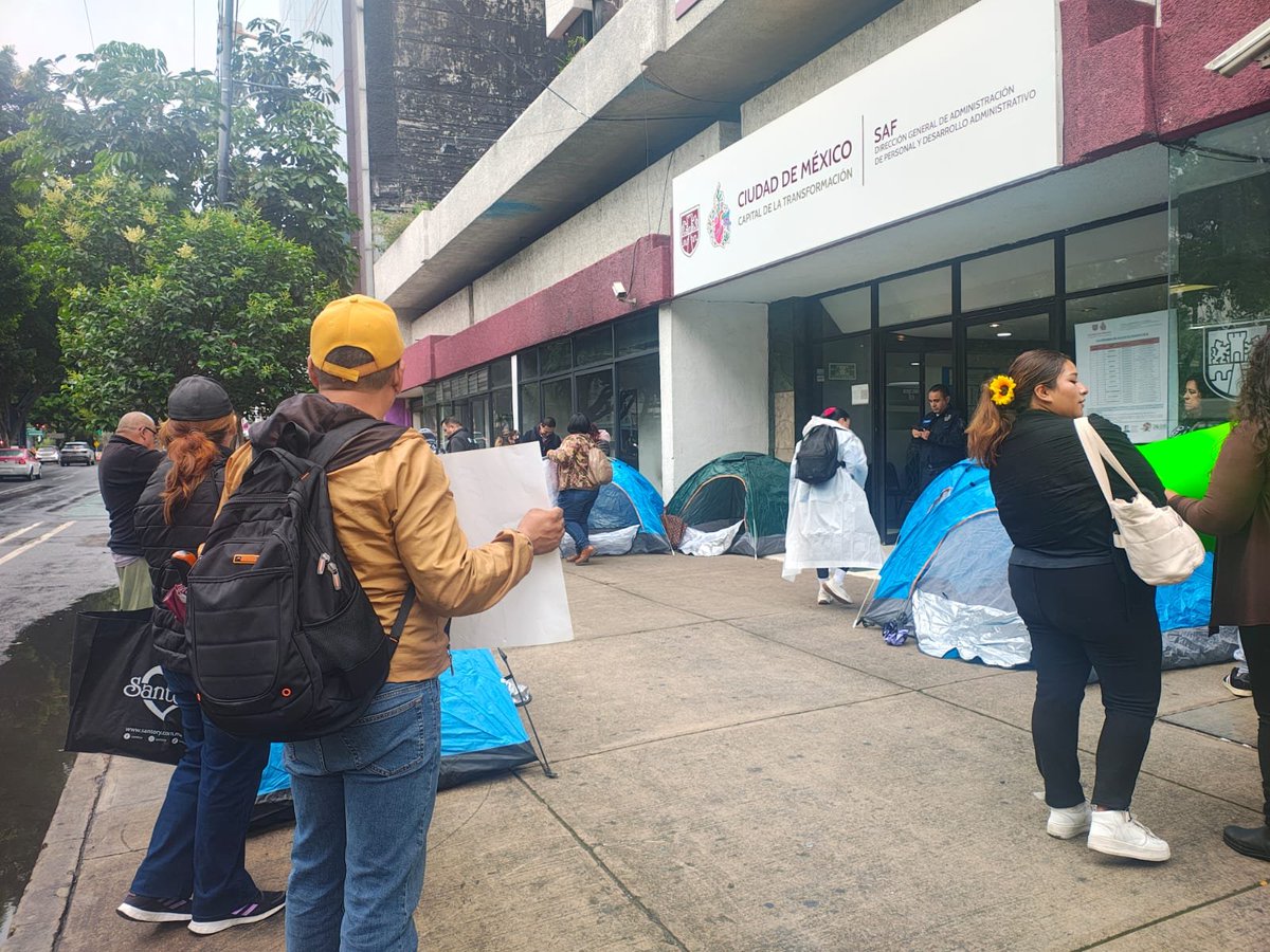 UDeTN8yVCdmxAC's tweet photo. El gobierno ha demostrado una y otra vez que hace distinción entre trabajadores.
Esta lucha no es solo por mejores condiciones: es por dignidad, igualdad y justicia.

@ClaraBrugadaM https://t.co/sJqsi86ZEj