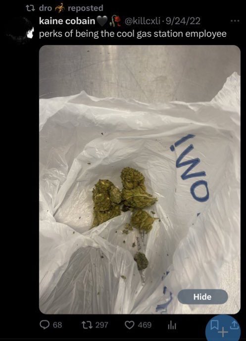 Quadripolar_B's tweet photo. Still can’t believe he died from this shit, the very next day at that https://t.co/DcnWKX0vW1