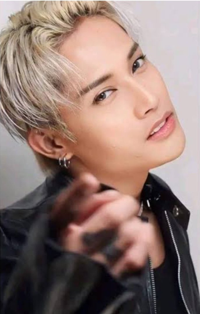 lucygabilo's tweet photo. Namiss ko yung bias ko 🥹
A'tin Sisiw, Fstan and Aliens  pls  balik tayo sa mention and tags for FELIP sa lahat ng post nyo.
SALAMAT 🙏 

@felipsuperior  #FELIP https://t.co/4dsK2ecMMY