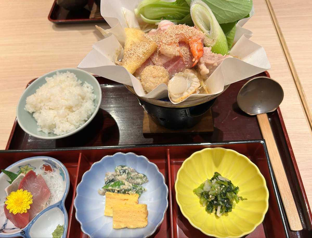 udutakeru's tweet photo. 昨日は江戸東京博物館へ
ちゃんこと韓国料理も食べた！
美味しかった〜😋 https://t.co/XtDhOvpyXF