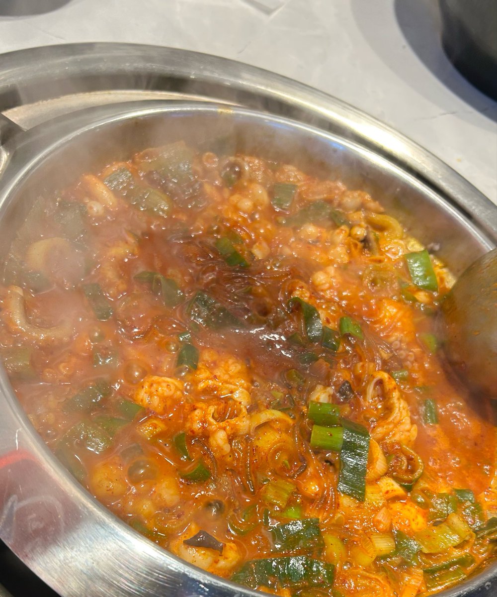 udutakeru's tweet photo. 昨日は江戸東京博物館へ
ちゃんこと韓国料理も食べた！
美味しかった〜😋 https://t.co/XtDhOvpyXF