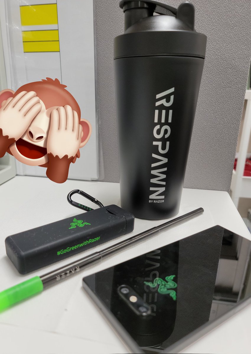 AoharuArchive's tweet photo. たまには #Razer 信者っぽいポストでも②
『RESPAWN 』というRazer企画したエナジードリンクのシェーカー
2010年のエイプリルフールでProject Venomが前身でジョークから本当に製品化した稀有な一品(当然日本では未発売だった)
今マイブームの黒酢りんご🍎飲む時に重宝してますw
#RazerJP https://t.co/H2xLK9Vr8s