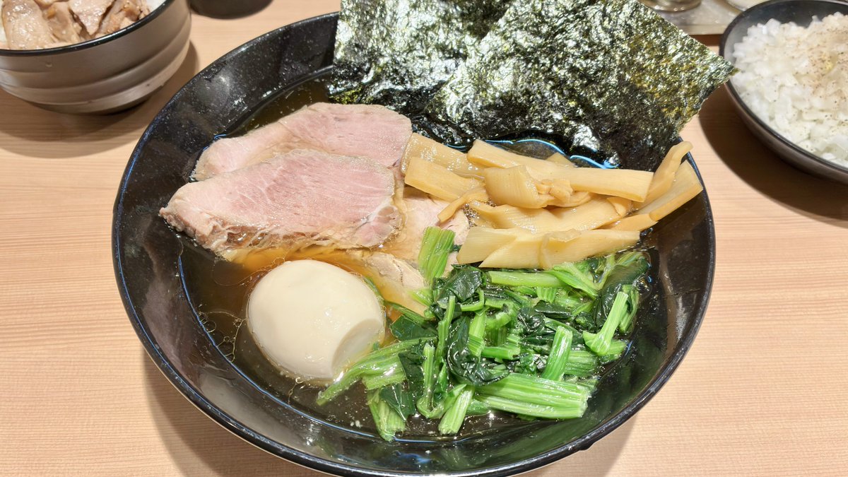 redribong's tweet photo. ます家は草加🍜草加でます家🍜ます家〜ます家❗️濃厚なます家の美味しいラーメン🍜🎶
ます家🏠ます家🏠白倉さんのお店ます家へおいでませ〜😍
#ます家　@sirakura_naoya 

埼玉県草加市高砂2-12-10 https://t.co/DOlXPeVV0V