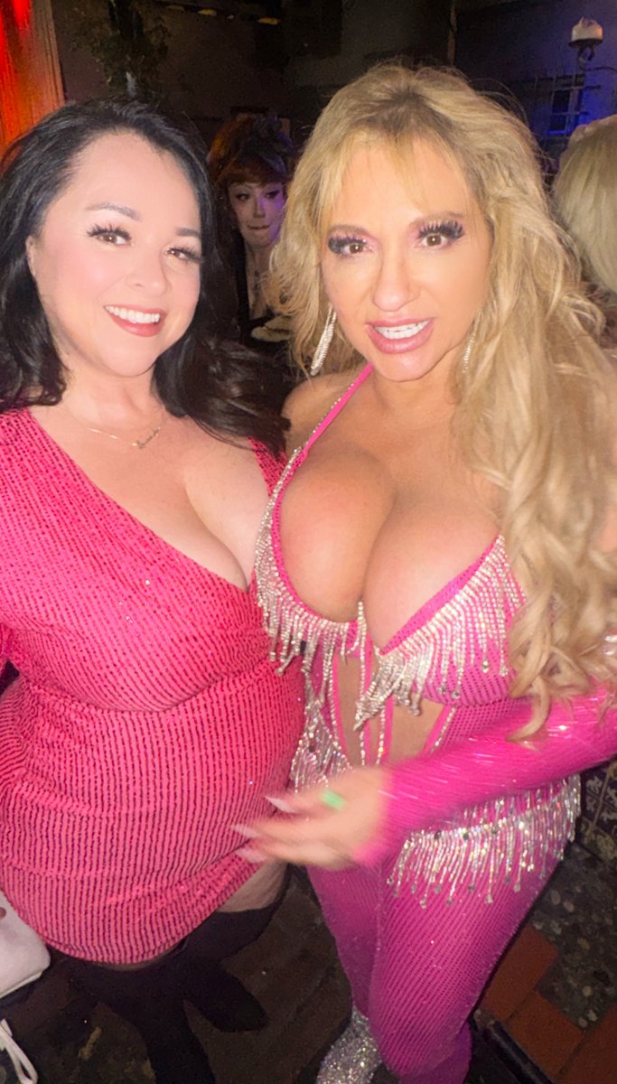 Melonymelonsxxx's tweet photo. 🩷@AmandaThickk @XRCOAwards https://t.co/4DkIpqtiuV