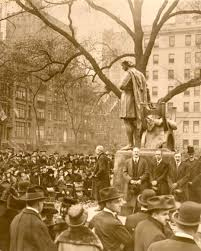 BBlifeanalysis's tweet photo. THE NBA FINALS ARE FIXED FOR NY TO WIN.
*don't believe me?
-Trump=HONEST & UPRIGHT POLITICIAN & POLICE!

Gramercy Park Monument.
-Edwin Booth played Hamlet in the theater
-Edwin Booth was an actor in the theater
-John Wilkes Booth was Edwin's brother
-John Wilkes Booth assassinated President Abraham Lincoln
-"This is War"
-this is their war messaging
-Trump is trying to message "HELP ME! HELP ME! THEY'RE TRYING TO KILL ME! TEXAS WEMBY IS TRYING TO KILL ME!" 
-the day before the jury is fixed for a GUILTY verdict against KARMELO ANTHONY.
-that's how they write up the "war plans"