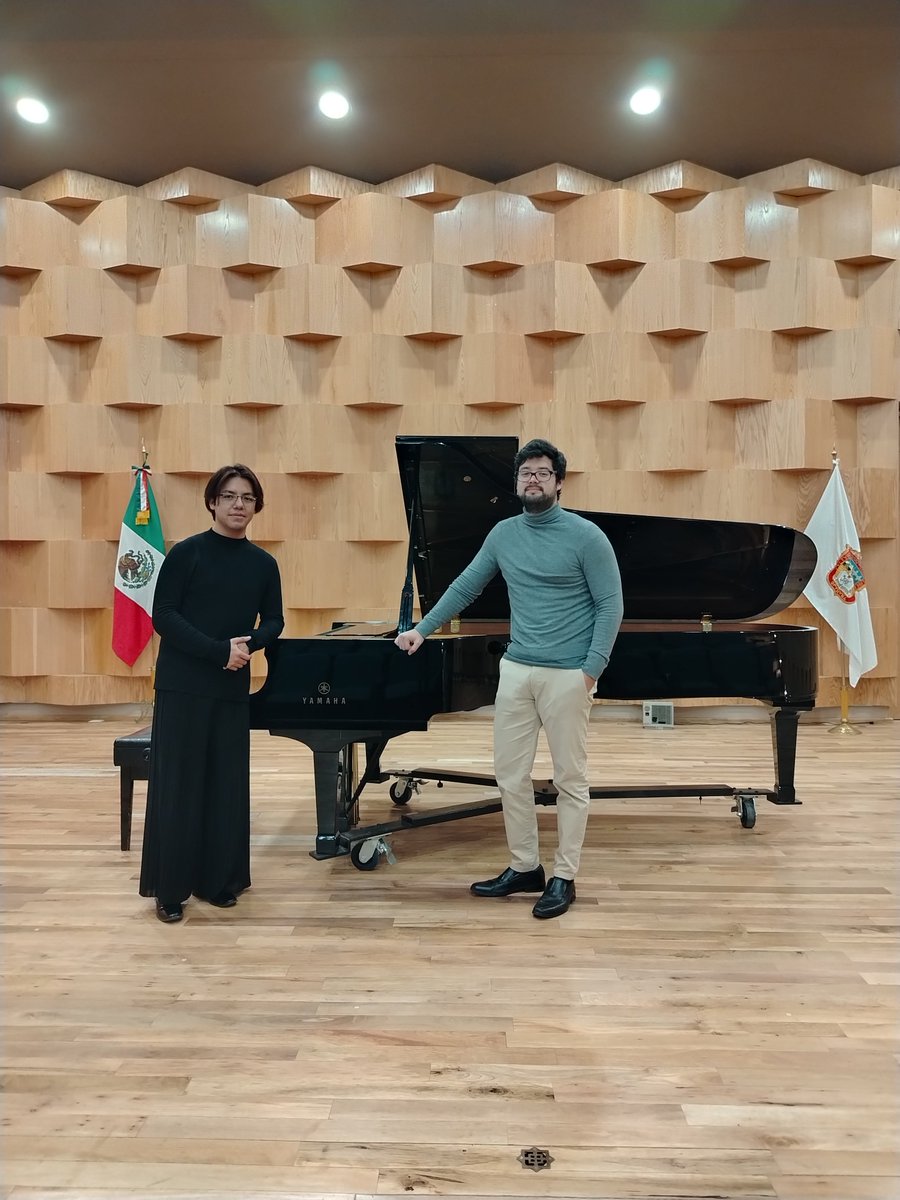 OficialCOMEM's tweet photo. Pasaron a la final de la Categoría de Piano Alejandro Pichardo Gasca y Luis Garza Soberón, del VII Concurso Interno "Laszlo Frater" del @OficialCOMEM.
@CulturaEdomex https://t.co/kB6GI98uRl