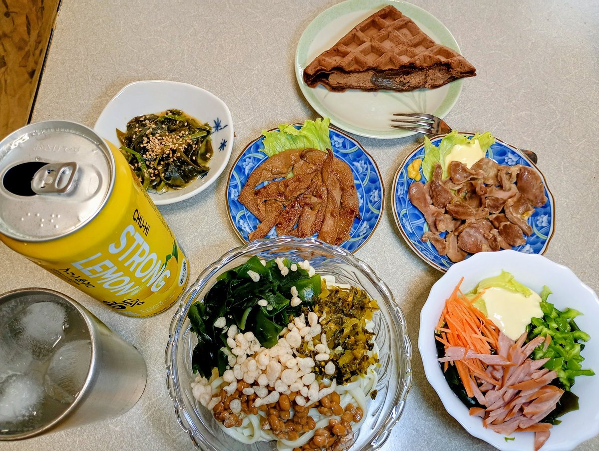 xiaowood9's tweet photo. 晩御飯🍴 https://t.co/OpXxaF3g0Z