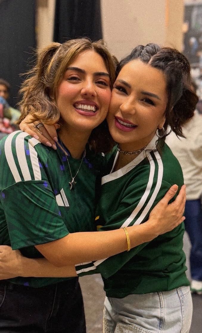xjm142's tweet photo. صور اليوم غير قابله للتخطي 🫠❣️❣️❣️❣️🤏🏻
#هيا_عبدالسلام #منتزه_الخيران https://t.co/nvXawhR1yG