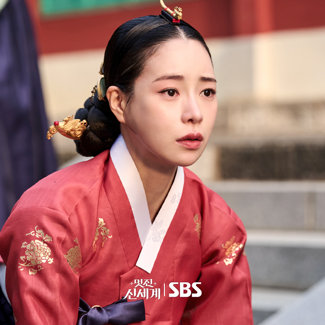 SBSNOW's tweet photo. 찾았다 내 인생 로코 여주💕
임지연이 아닌 신서리는 상상도 할 수 없음이야🫶

SBS 금토드라마 <멋진 신세계>
☞ [금,토] 밤 9시 50분

#SBS금토드라마 #멋진신세계
#MyRoyalNemesis
#임지연 #허남준 https://t.co/K2XkKnHo8m
