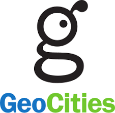 Murgoot's tweet photo. @ThrillaRilla369 Geo-Cities may be cringy but it has a soft spot in my heart. https://t.co/GwxZ4iv8Hl