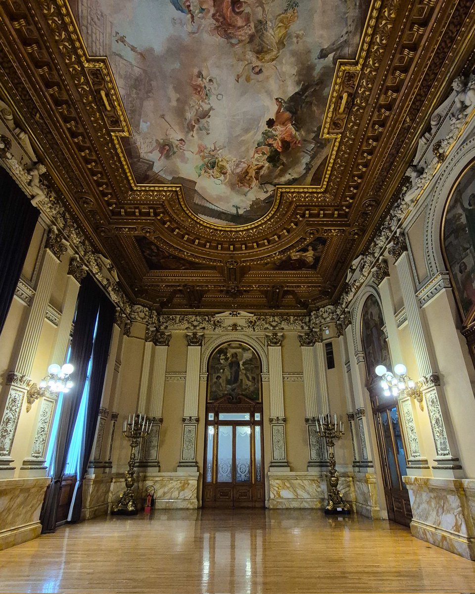 MUNALmx's tweet photo. Nosotros también los extrañamos... Las salas y los pasillos del museo se sienten un poco vacíos sin su compañía.

Les recordamos que el MUNAL se encuentra cerrado de manera temporal. Por ahora, nos seguimos encontrando a través de la pantalla 🩷 https://t.co/6ngrragXZT